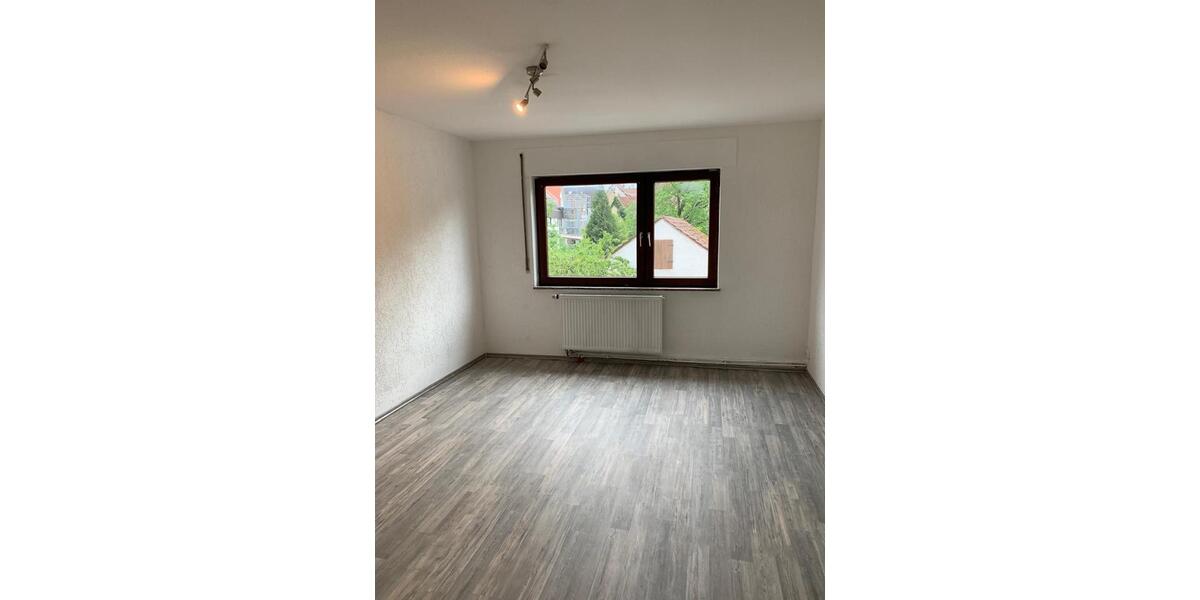 Etagenwohnung Sindelfingen Darmsheim - 3 Zimmer, 90 m&sup2;, 1.250&euro; | Angebot:25436797