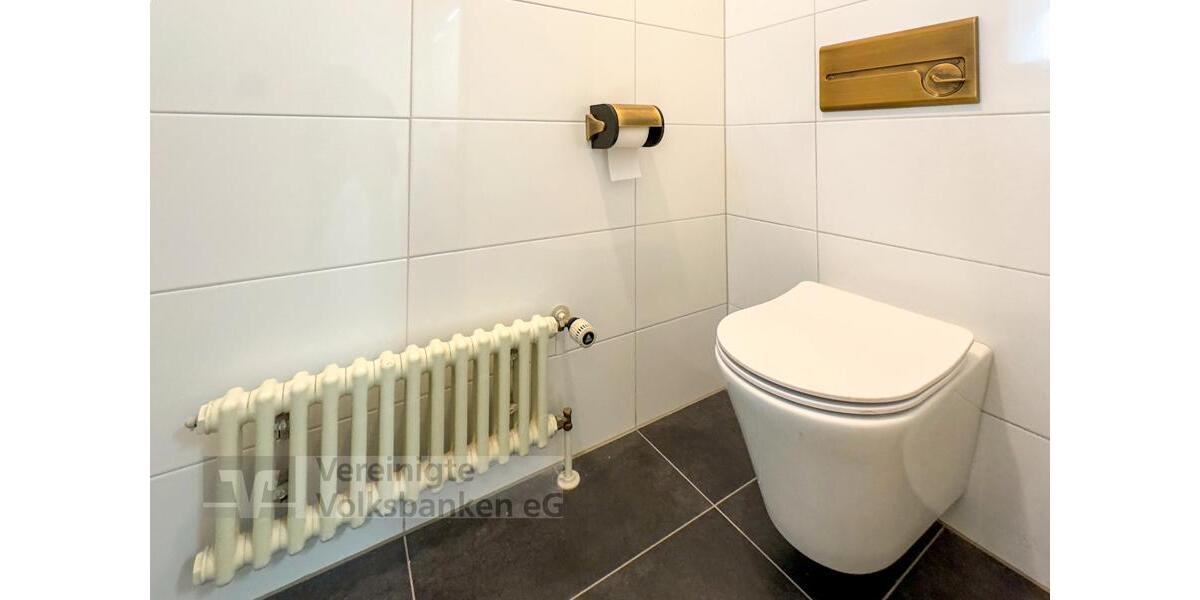 Erdgeschoßwohnung Sindelfingen Eichholz - 3.5 Zimmer, 142 m&sup2;, 2.280&euro; | Angebot:24878024