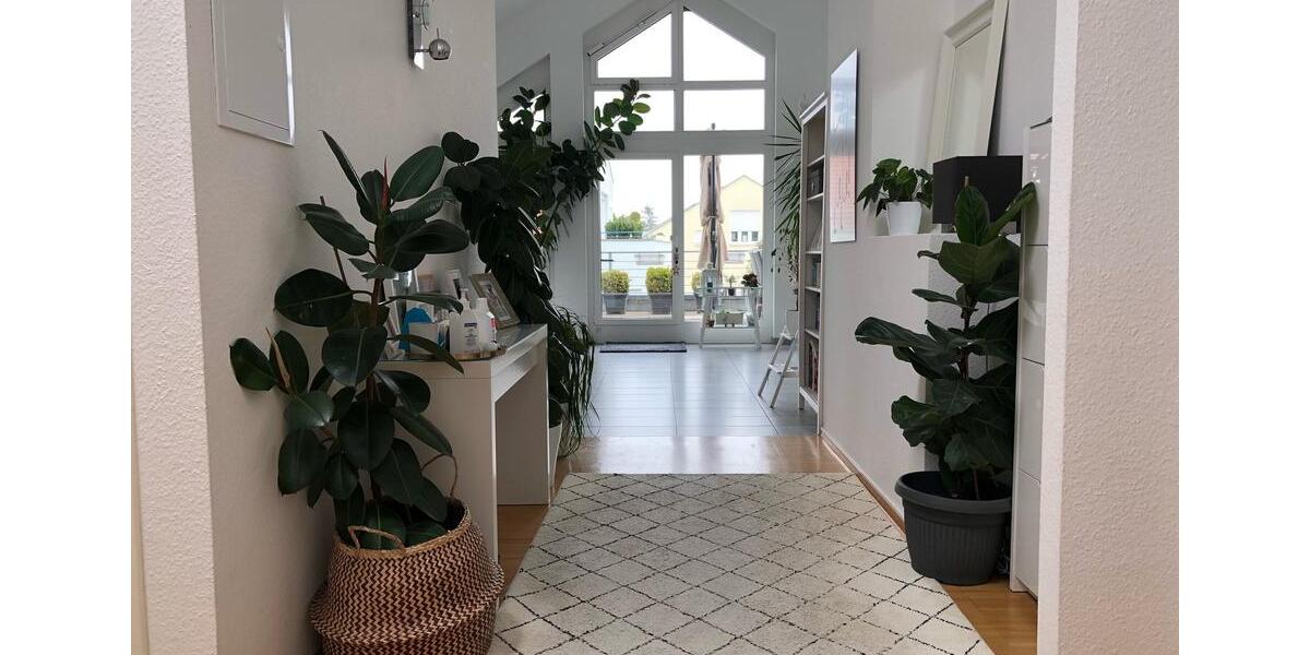 Einfamilienhaus Ludwigsburg Oßweil - 4.5 Zimmer, 142 m&sup2;, 2.030&euro; | Angebot:25322403