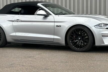 Ford Mustang 8.995 km 49.999 &euro; Stuttgart 70599