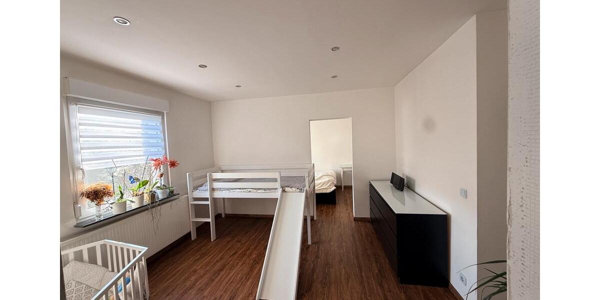 Etagenwohnung Weinsberg - 4 Zimmer, 80 m&sup2;, 235.000&euro; | Angebot:26000154