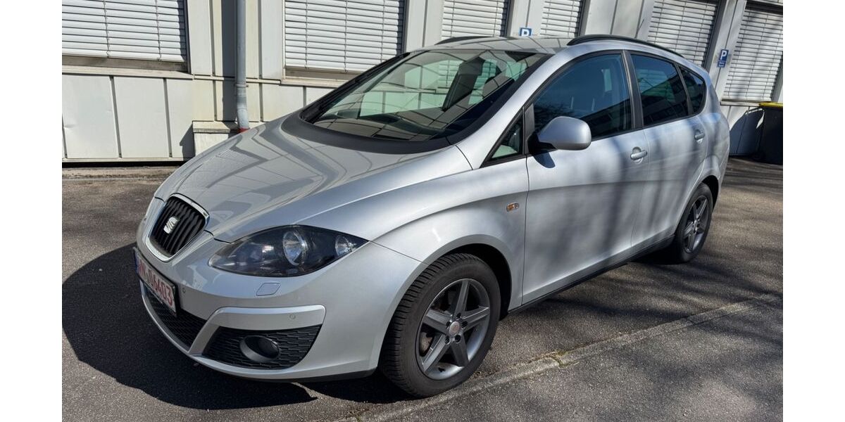 Seat Altea 61.000 km 7.990 &euro; Fellbach bei Stuttgart 70736
