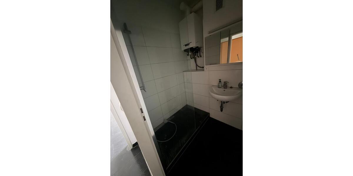Etagenwohnung Esslingen am Neckar Brühl - 1 Zimmer, 32 m&sup2;, 126.000&euro; | Angebot:26877697