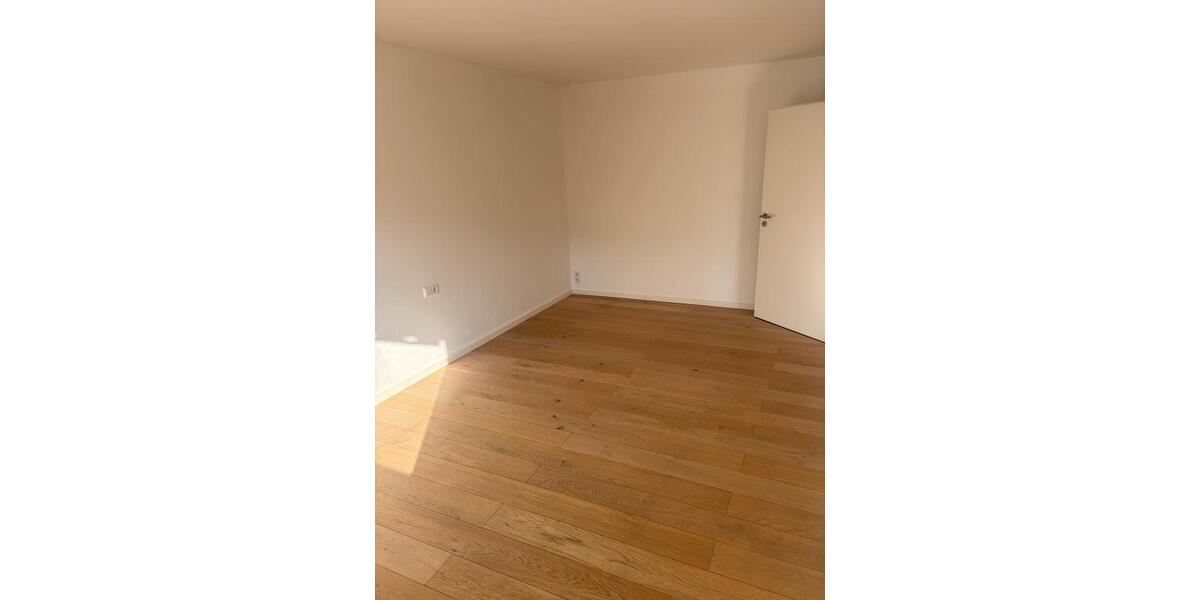 Etagenwohnung Eberdingen - 2.5 Zimmer, 80 m&sup2;, 900&euro; | Angebot:25843433