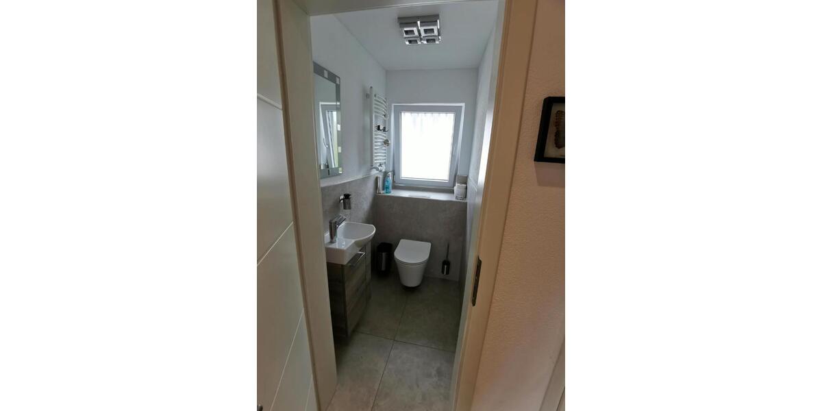 Etagenwohnung Böblingen Dagersheim - 4 Zimmer, 125 m&sup2;, 1.600&euro; | Angebot:27539441
