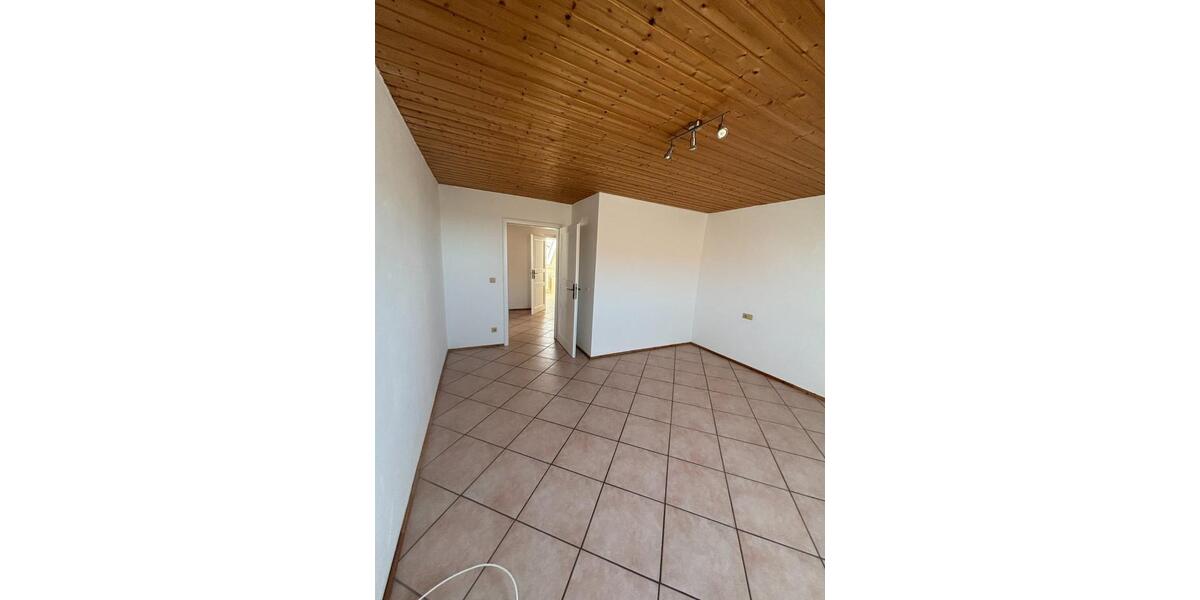 Maisonettenwohnung Markgröningen - 3 Zimmer, 115 m&sup2;, 1.150&euro; | Angebot:22224811