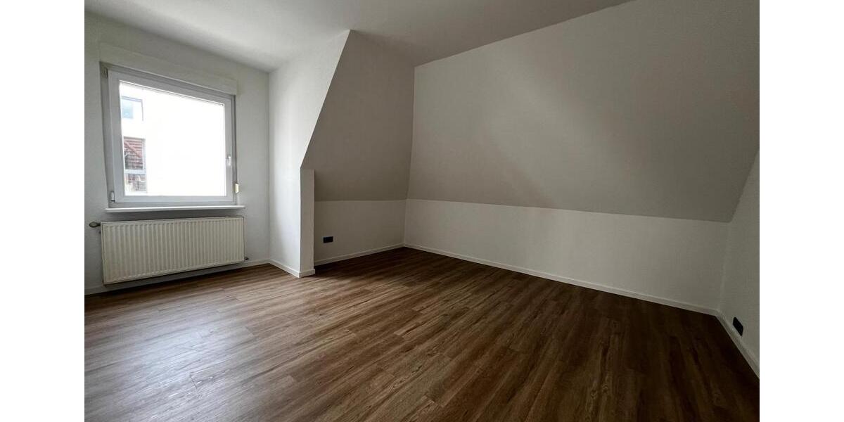Etagenwohnung Kornwestheim - 19 Zimmer, 100 m&sup2;, 550&euro; | Angebot:27539430