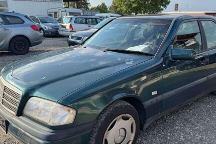 Mercedes-Benz C 180 220.000 km 1.500 &euro; Murr 71711