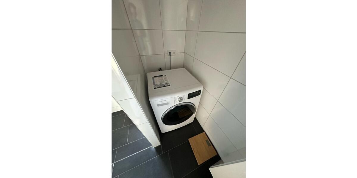 Einfamilienhaus Stuttgart Luginsland - 3 Zimmer, 83 m&sup2;, 1.700&euro; | Angebot:24804731