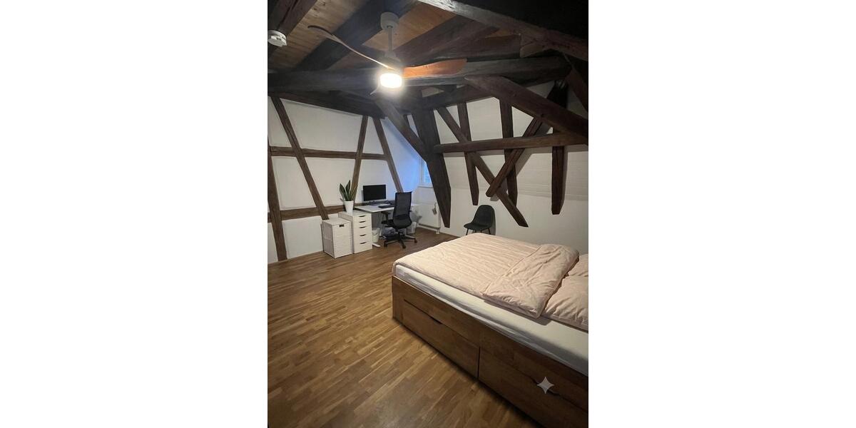 Dachgeschoßwohnung Brackenheim - 2 Zimmer, 62 m&sup2;, 230.000&euro; | Angebot:27014484