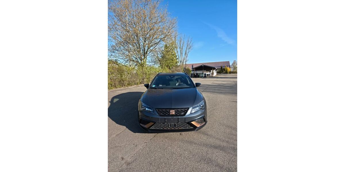 Seat Leon 86.666 km 27.299 &euro; Leonberg 71229