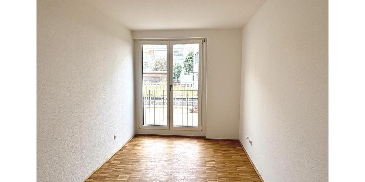 Erdgeschoßwohnung Leonberg - 4 Zimmer, 101 m&sup2;, 1.821&euro; | Angebot:23714104
