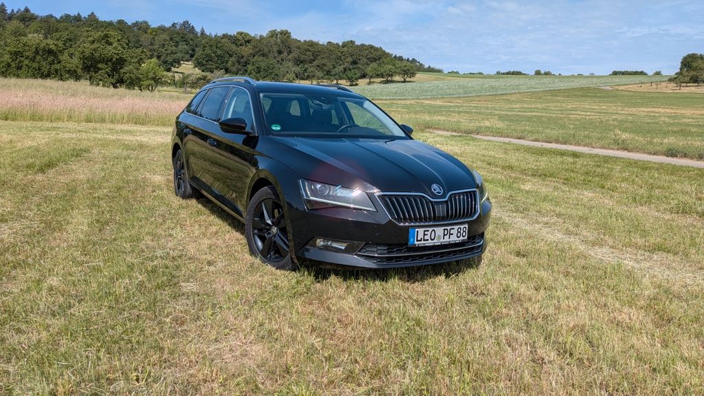 Skoda Superb 137.340 km 19.499 &euro; Wiernsheim 75446