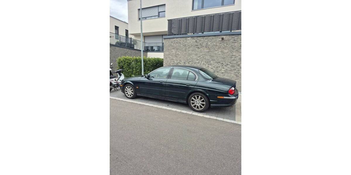 Jaguar S-Type 255.000 km 2.499 &euro; Plochingen 73207