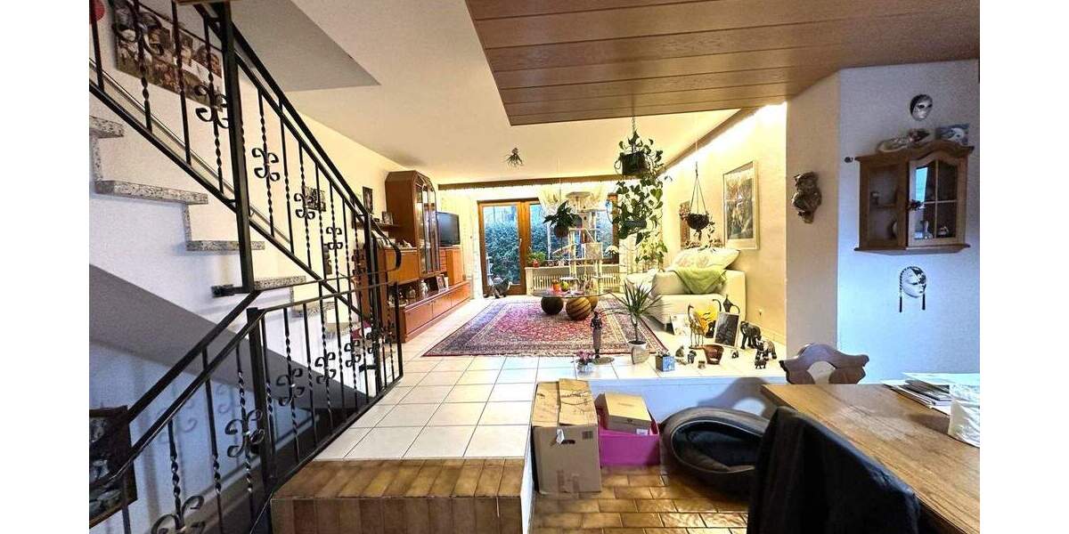 Mehrfamilienhaus, Wohnhaus Filderstadt Plattenhardt - 5 Zimmer, 139 m&sup2;, 440.000&euro; | Angebot:25737698