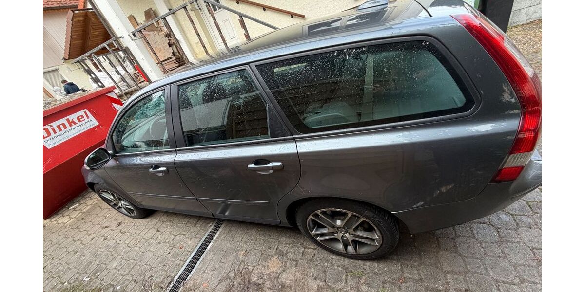 Volvo V50 298.000 km 1.600 &euro; Stammheim 70439