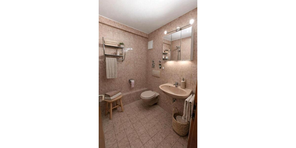 Etagenwohnung Lauffen am Neckar - 2 Zimmer, 63 m&sup2;, 820&euro; | Angebot:26337379