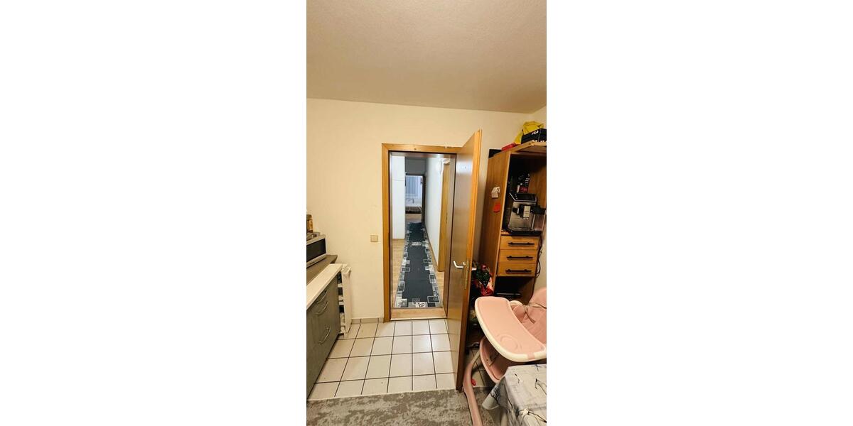 Etagenwohnung Sachsenheim - 3 Zimmer, 65 m&sup2;, 900&euro; | Angebot:25080084