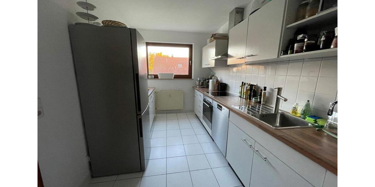 Etagenwohnung Freiberg am Neckar - 3 Zimmer, 95 m&sup2;, 1.150&euro; | Angebot:27544833