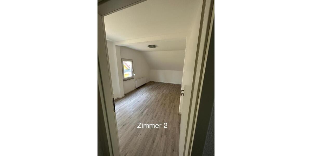 Etagenwohnung Stuttgart Bad Cannstatt - 3 Zimmer, 70 m&sup2;, 1.200&euro; | Angebot:25852569