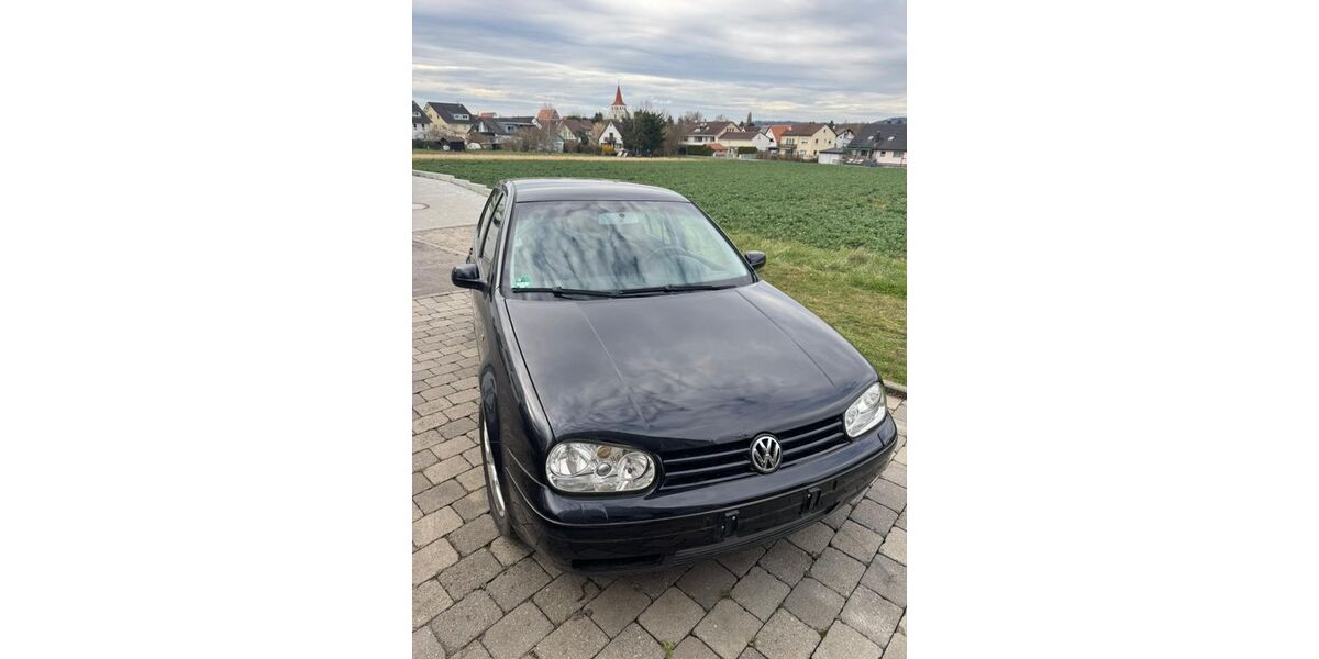 VW Golf 313.500 km 1.300 &euro; Sindelfingen 71063