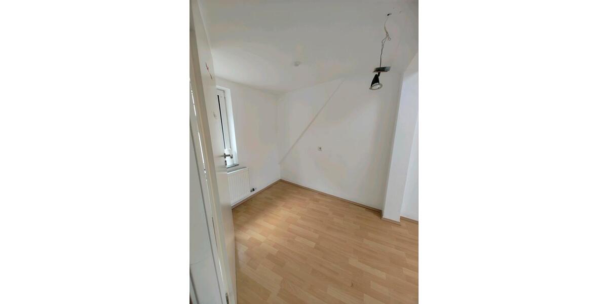 Reihenhaus Flein - 4 Zimmer, 75 m&sup2;, 180.000&euro; | Angebot:27478908