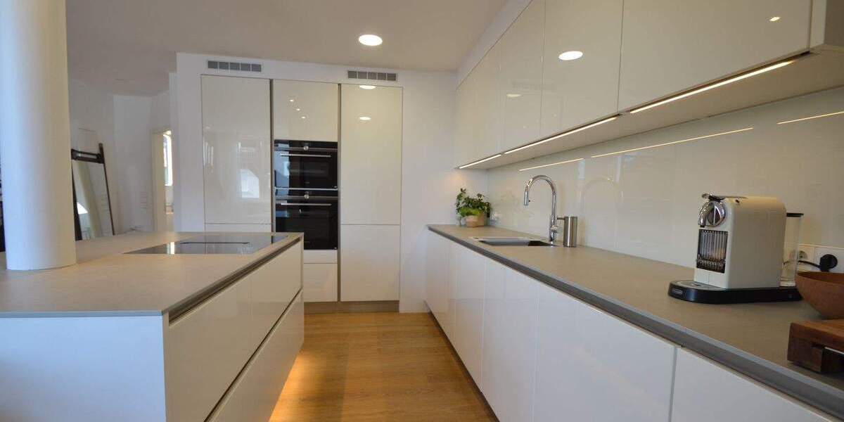 Etagenwohnung Böblingen - 4 Zimmer, 220 m&sup2;, 905.000&euro; | Angebot:25704223