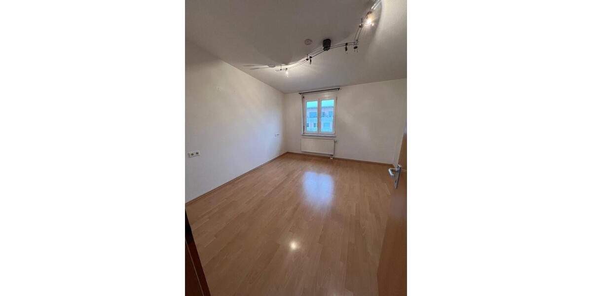 Reihenhaus Stuttgart Stuttgart-West - 6 Zimmer, 121 m&sup2;, 645.000&euro; | Angebot:25237445