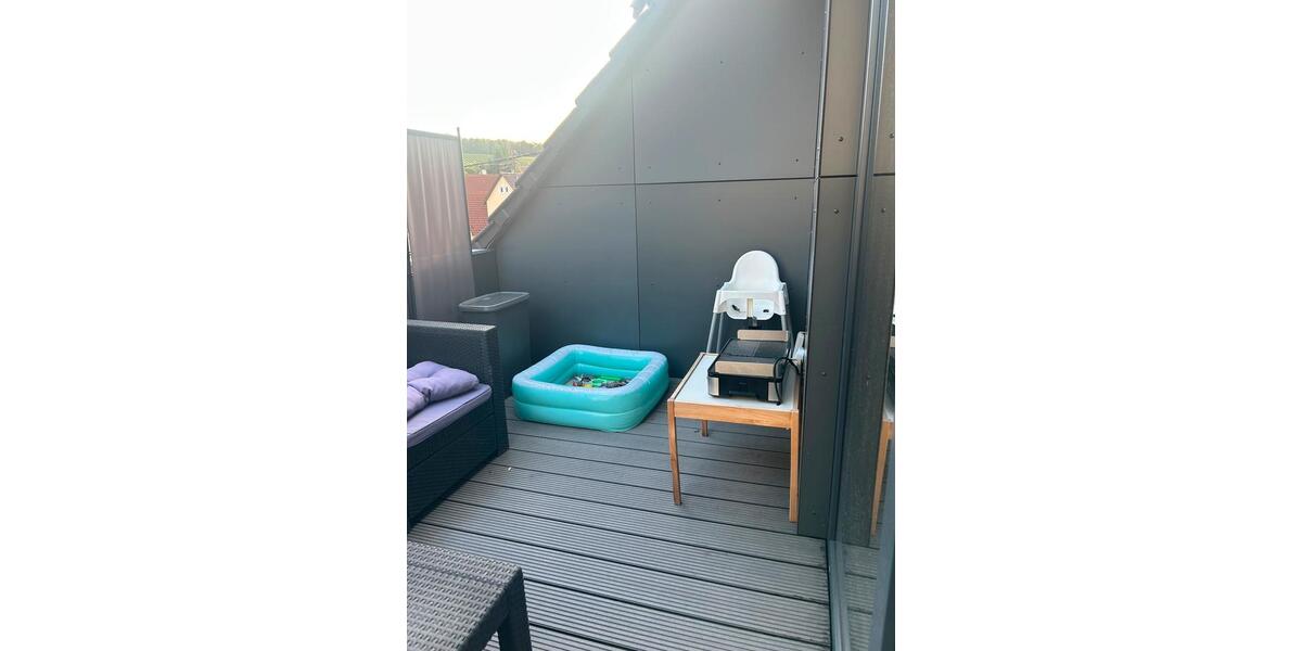 Etagenwohnung Brackenheim - 6 Zimmer, 140 m&sup2;, 1.450&euro; | Angebot:27564674