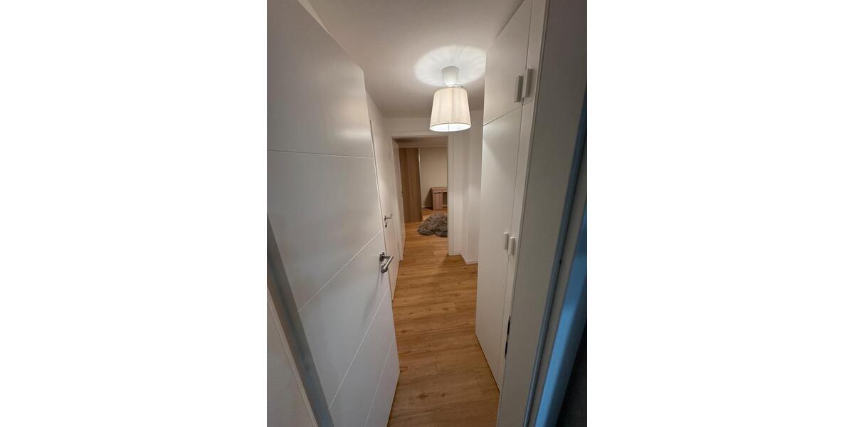 Etagenwohnung Stuttgart Zuffenhausen - 1.5 Zimmer, 30 m&sup2;, 990&euro; | Angebot:26003067