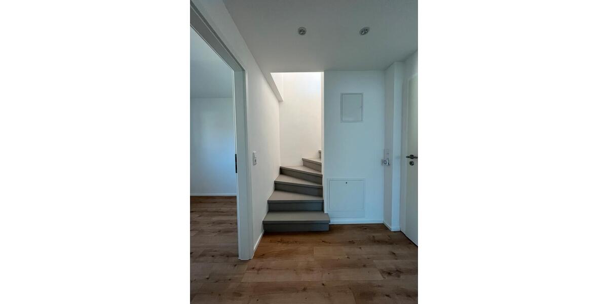 Dachgeschoßwohnung Korntal-Münchingen Münchingen - 3 Zimmer, 55 m&sup2;, 1.050&euro; | Angebot:26441792