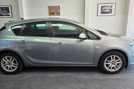 Opel Astra 132.000 km 5.990 &euro; Asperg/Ludwigsburg bei Stuttgart 71679