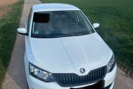 Skoda Fabia 57.300 km 8.000 &euro; Ludwigsburg 71640