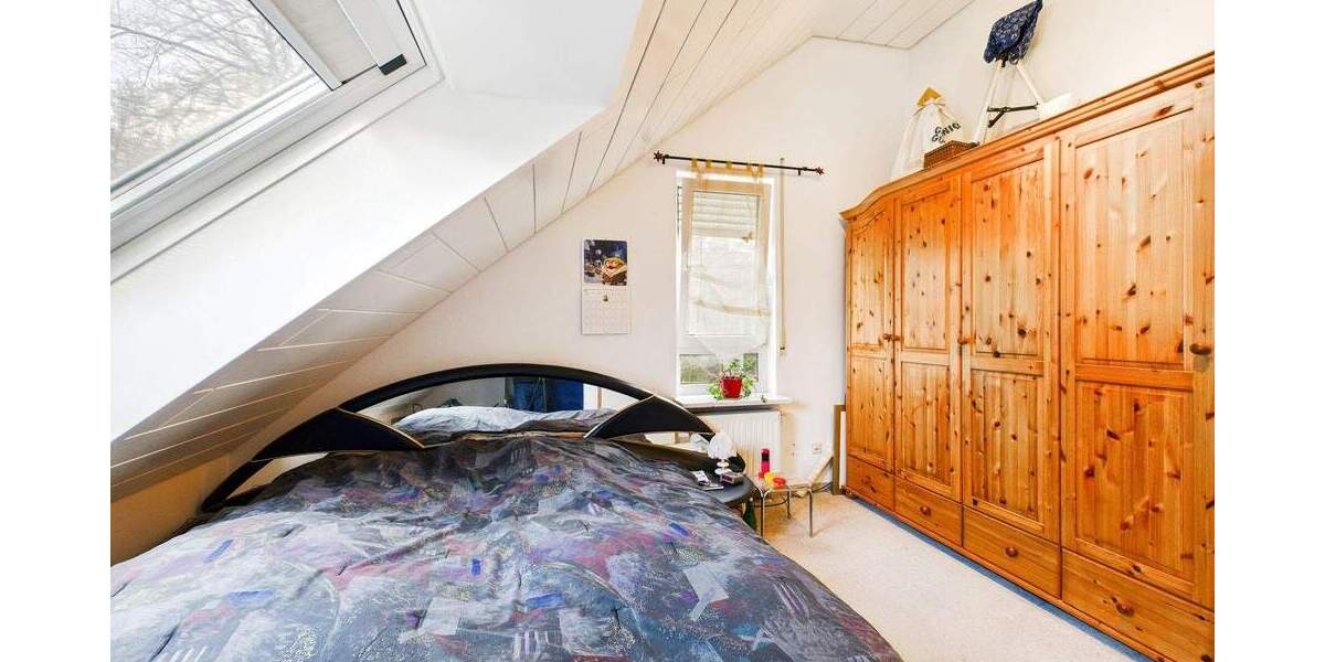 Doppelhaushälfte Böblingen - 5 Zimmer, 111 m&sup2;, 520.000&euro; | Angebot:25771172