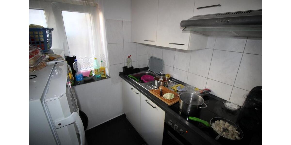 Mehrfamilienhaus, Wohnhaus Stuttgart Stuttgart-Süd - 9 Zimmer, 163 m&sup2;, 575.000&euro; | Angebot:26058984