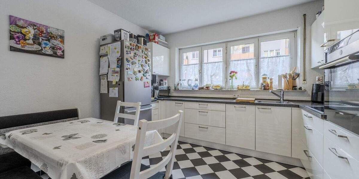 Etagenwohnung Kornwestheim - 3 Zimmer, 75 m&sup2;, 299.000&euro; | Angebot:25704172