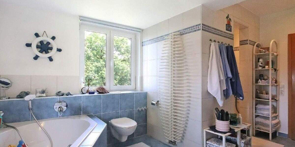 Einfamilienhaus Gerlingen - 7 Zimmer, 207 m&sup2;, 1.360.000&euro; | Angebot:25682084