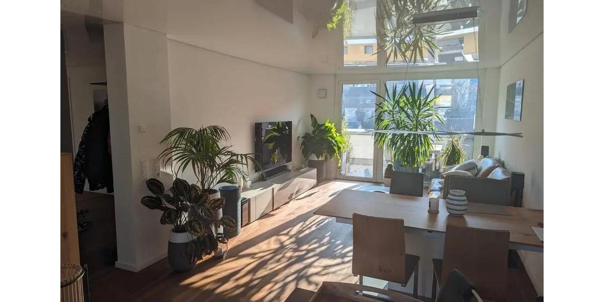 Einfamilienhaus Stuttgart Luginsland - 3 Zimmer, 83 m&sup2;, 1.700&euro; | Angebot:26448438