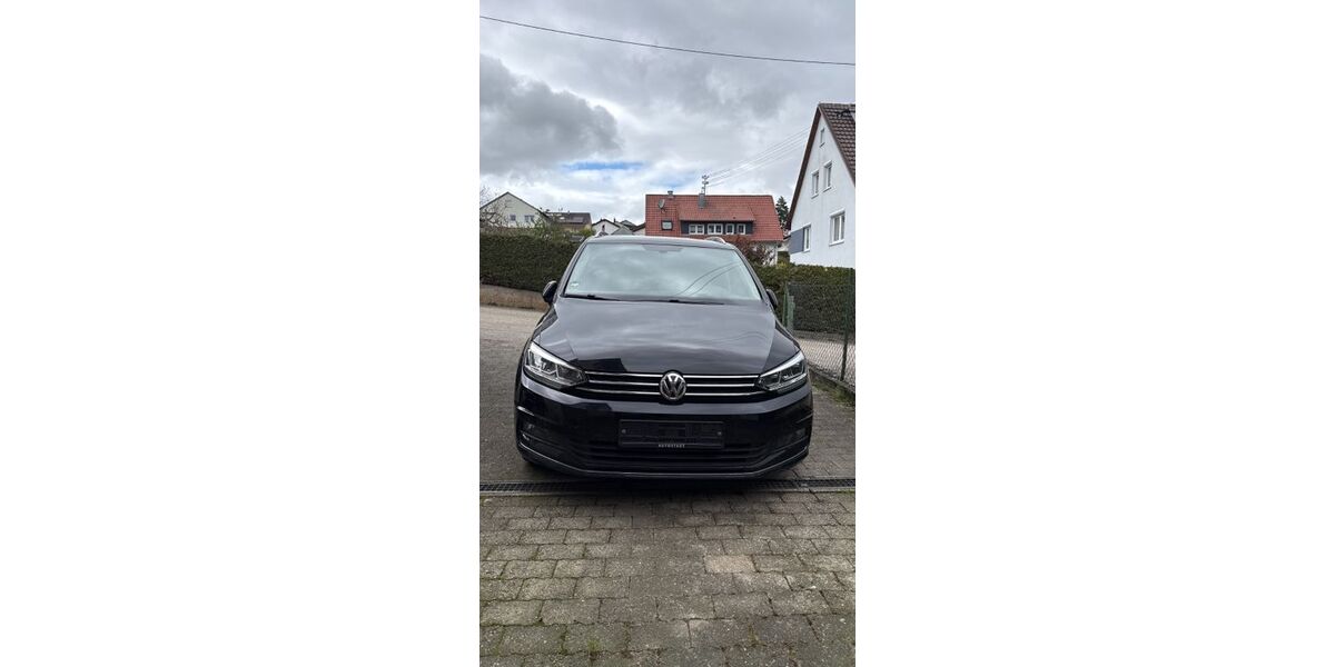 VW Touran 105.309 km 18.000 &euro; Oberstenfeld 71720
