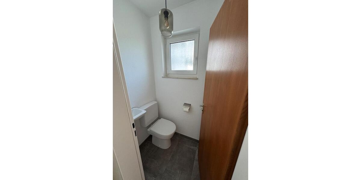 Hochparterre Ilsfeld - 3 Zimmer, 100 m&sup2;, 1.200&euro; | Angebot:25216215