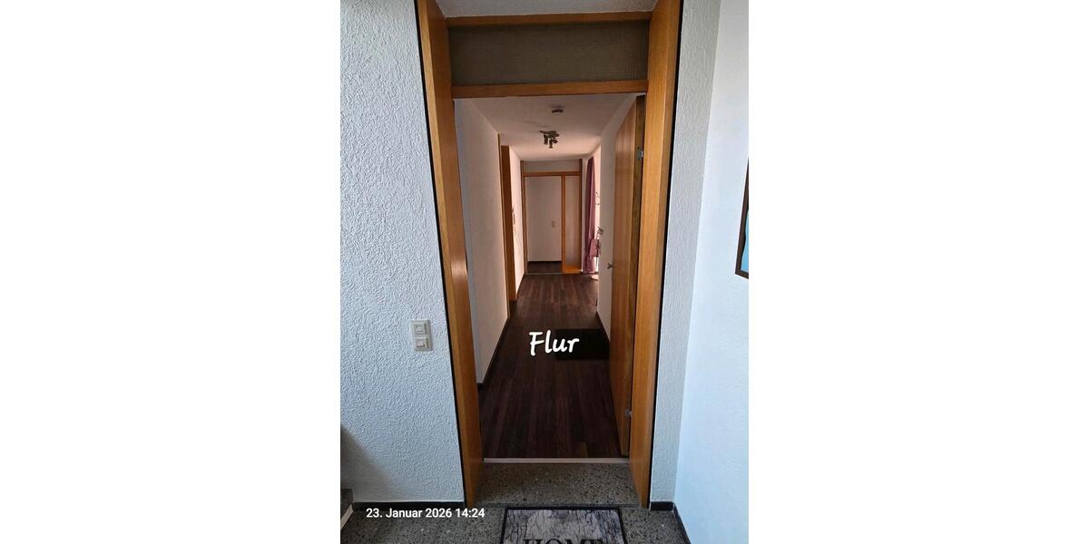 Etagenwohnung Freiberg am Neckar - 2.5 Zimmer, 77 m&sup2;, 275.000&euro; | Angebot:25272946