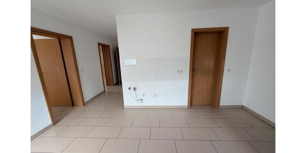 Etagenwohnung Schorndorf - 3 Zimmer, 100 m&sup2;, 550&euro; | Angebot:27554105