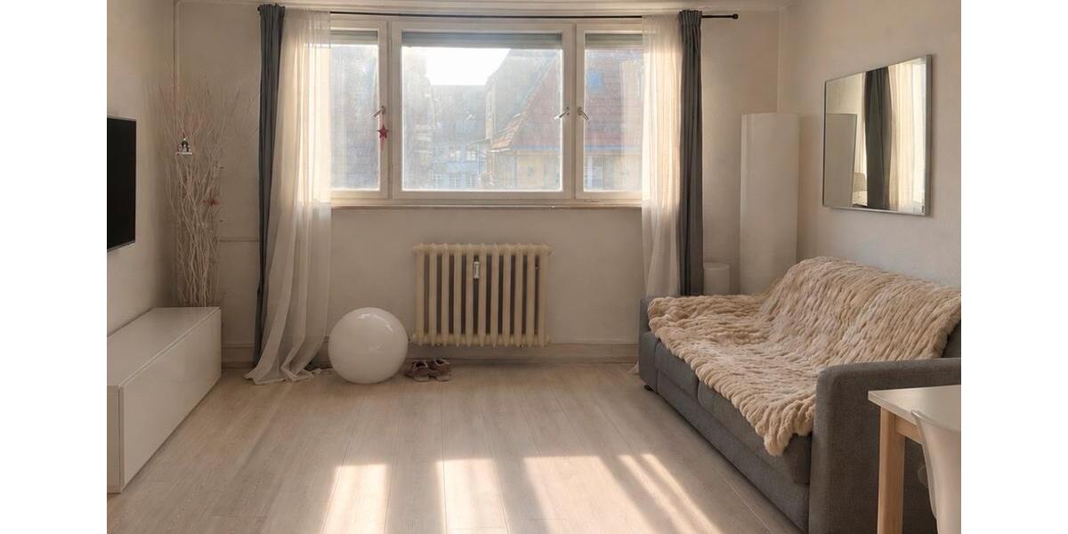 Dachgeschoßwohnung Stuttgart Stuttgart-Süd - 3 Zimmer, 60 m&sup2;, 1.300&euro; | Angebot:27539433