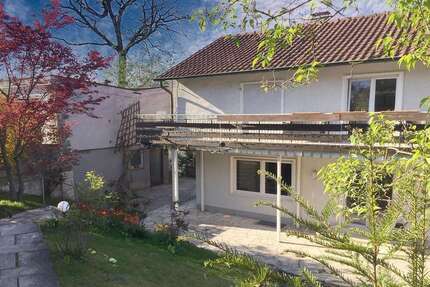 Haus Gerlingen - 8 Zimmer, 310 m&sup2;, 1.600.000&euro; | Angebot:25285930