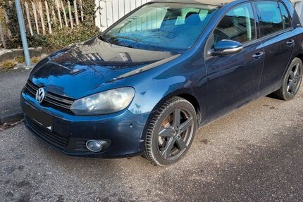VW Golf 135.000 km 5.000 &euro; Stuttgart 70195