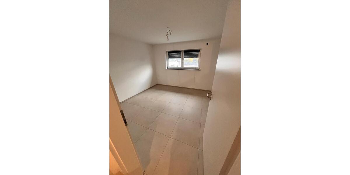 Erdgeschoßwohnung Brackenheim - 2 Zimmer, 55 m&sup2;, 950&euro; | Angebot:25182501