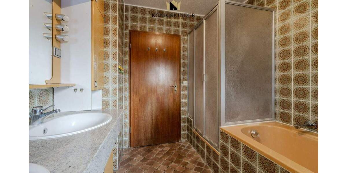 Mehrfamilienhaus, Wohnhaus Reichenbach an der Fils - 7 Zimmer, 141 m&sup2;, 399.000&euro; | Angebot:25671730