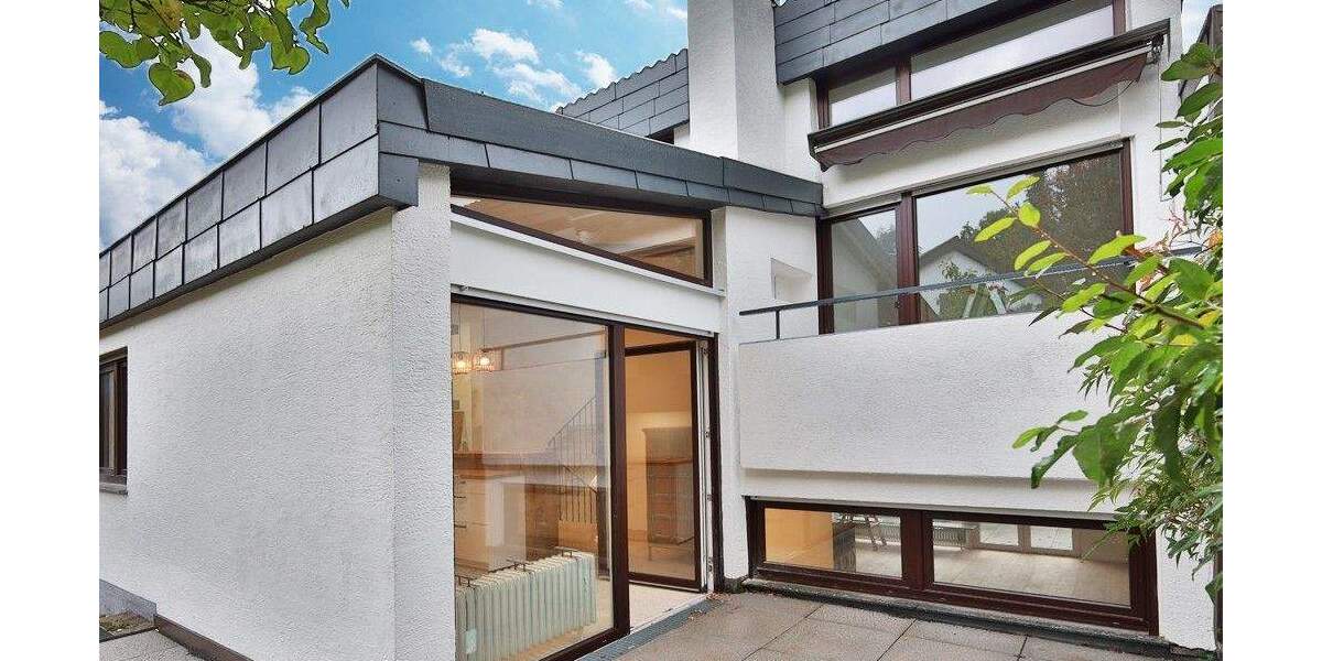 Doppelhaushälfte Leonberg - 5 Zimmer, 175 m&sup2;, 2.740&euro; | Angebot:25682125