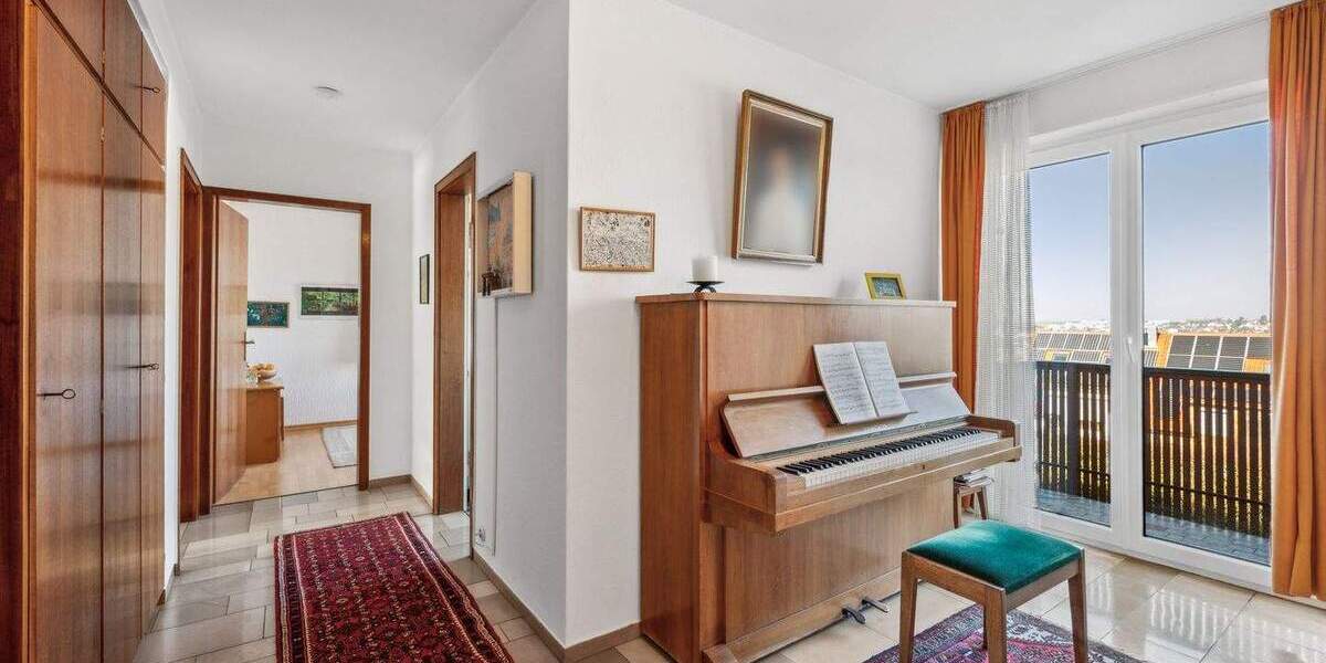 Mehrfamilienhaus, Wohnhaus Stuttgart Weilimdorf - 9 Zimmer, 210 m&sup2;, 889.000&euro; | Angebot:25746148