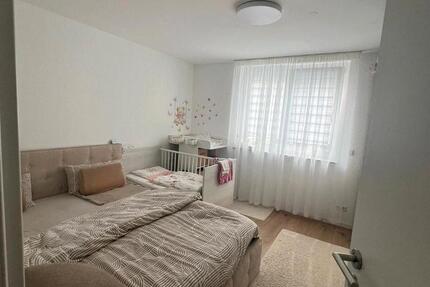 Wohnung Abstatt - 4 Zimmer, 96 m&sup2;, 1.550&euro; | Angebot:25977714